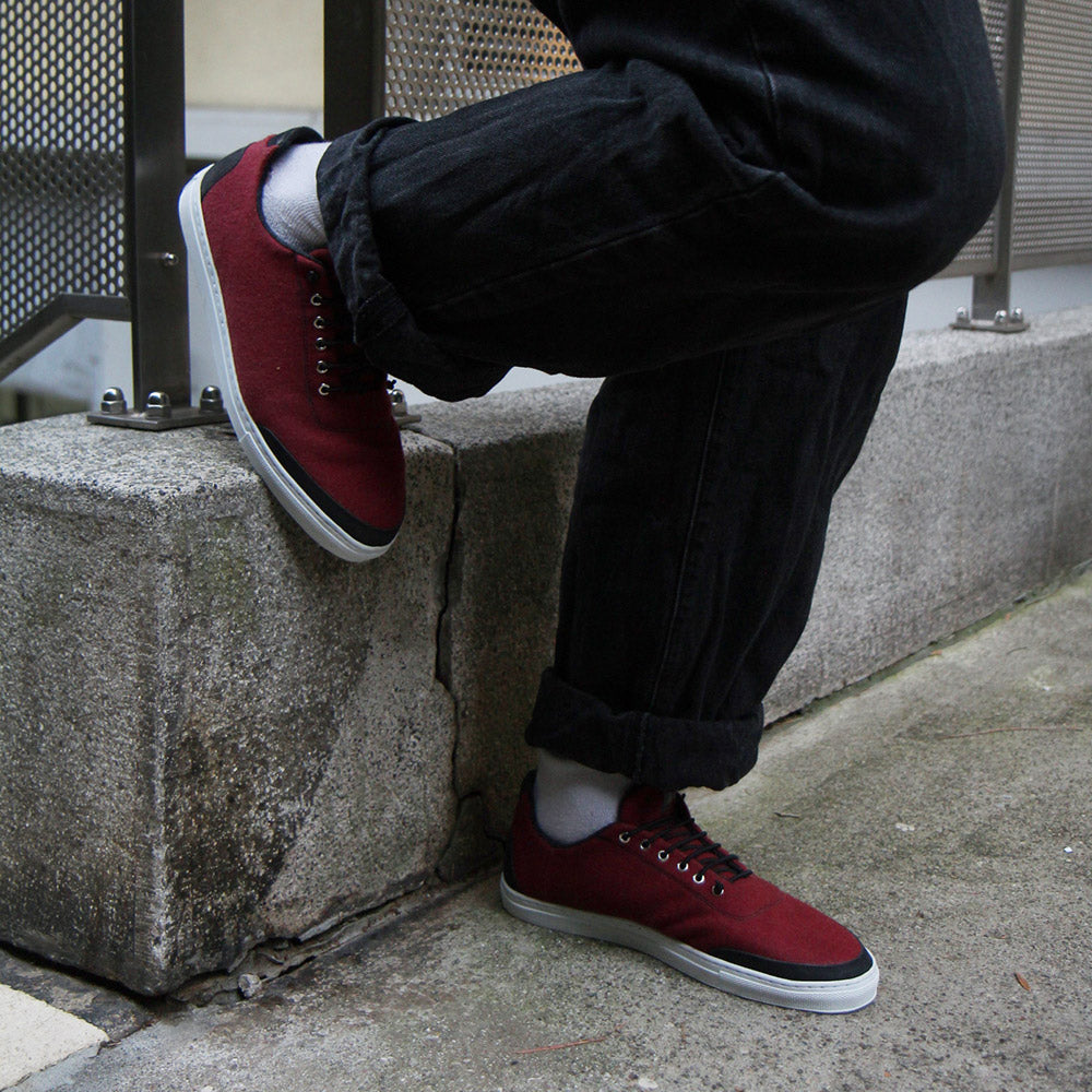 Urban Wooler - Wine Black